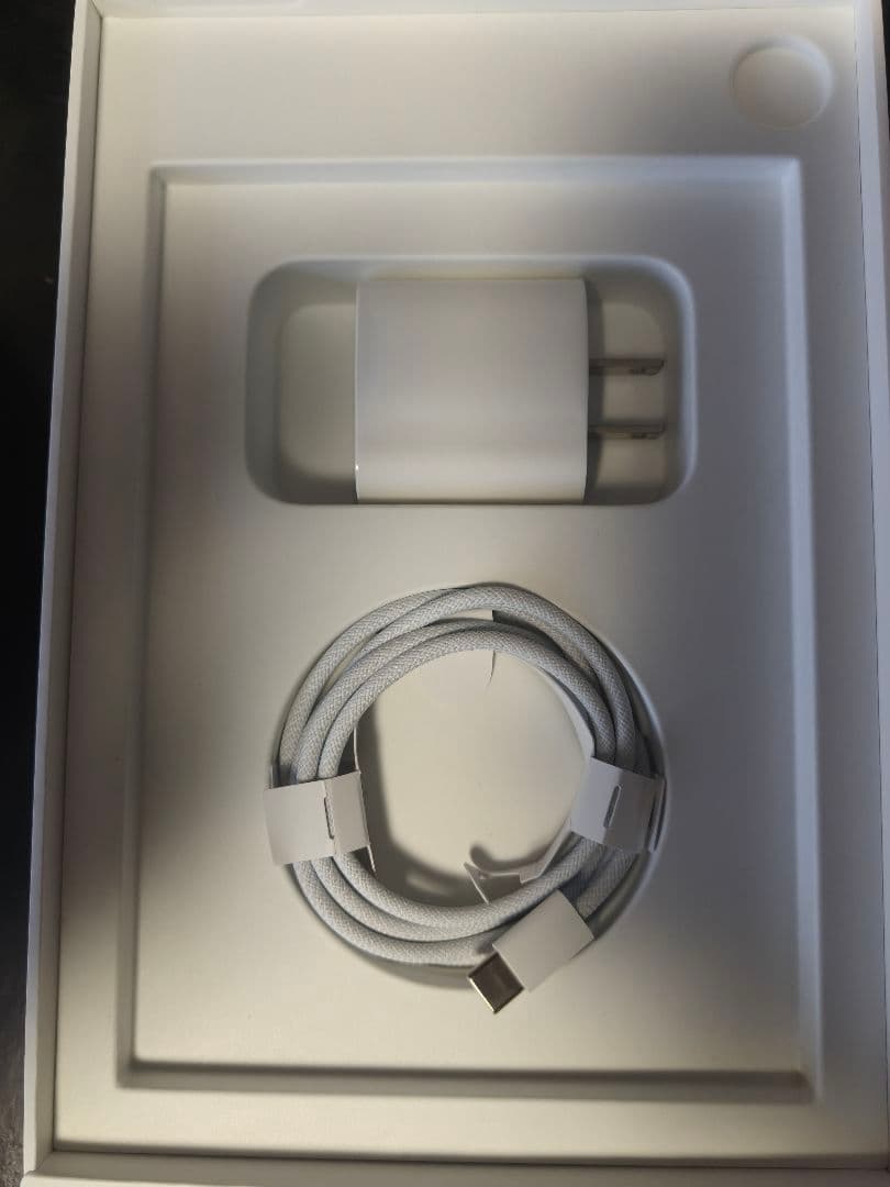 iPad mini (第7世代) 128GB Wi-Fi　スペースグレー