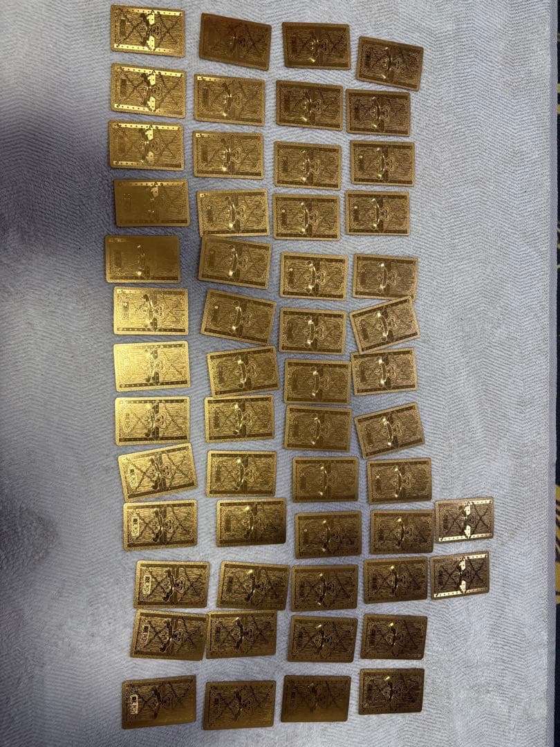 希少　ワンピース　トランプ　ゴールド