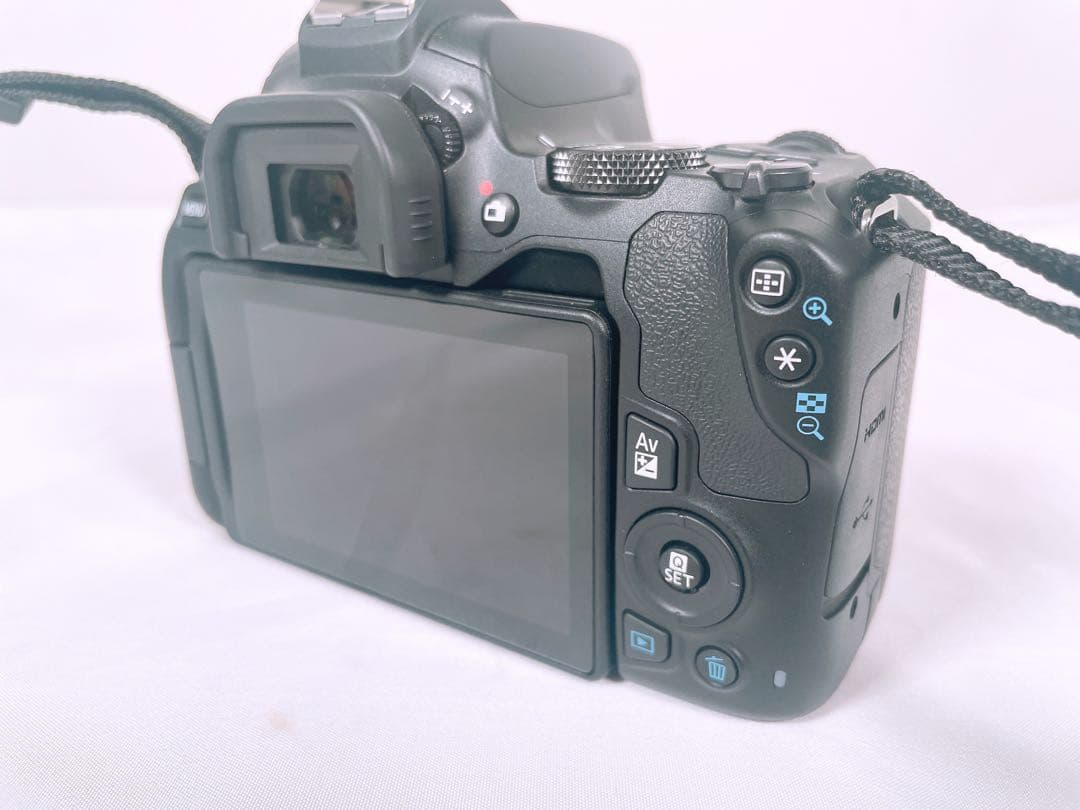 【良品】 Canon EOS KISS X10 ダブルズームレンズ