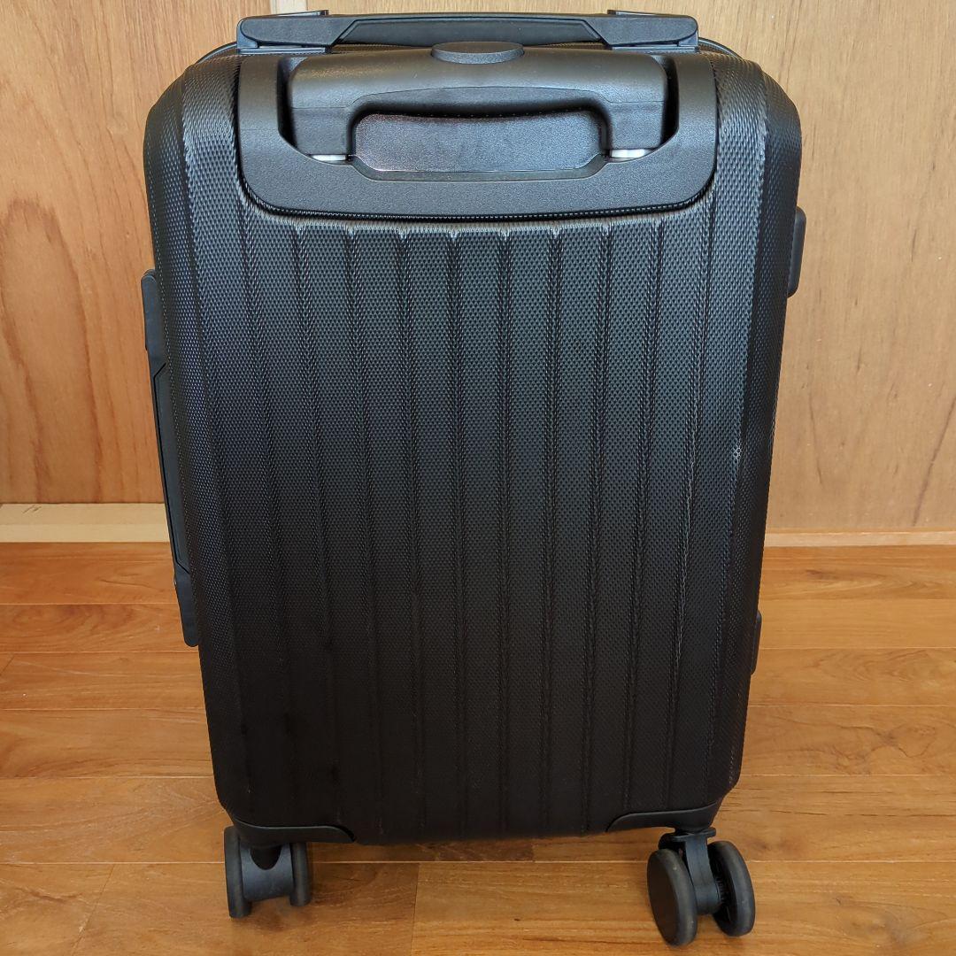 UNDEFEATED 小型キャリーケース スーツケース　緑×黒 機内持込 TSA