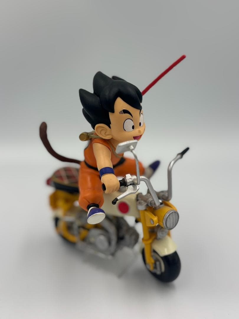 【希少】ドラゴンボール フィギュア＆バイク 孫悟空 バンプレスト