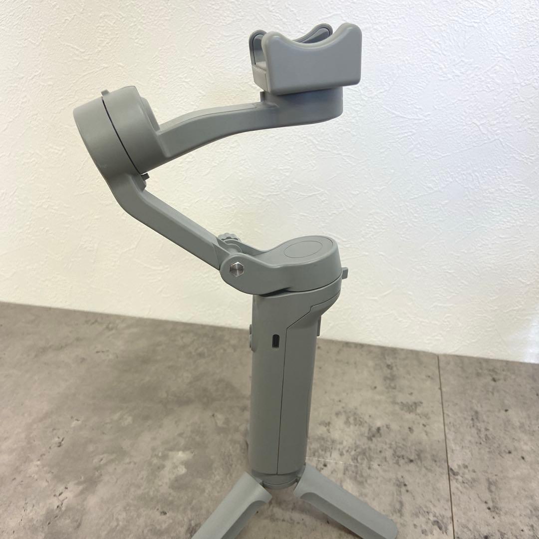 ＊ スマホ　スタビライザー　三脚内蔵　グレー