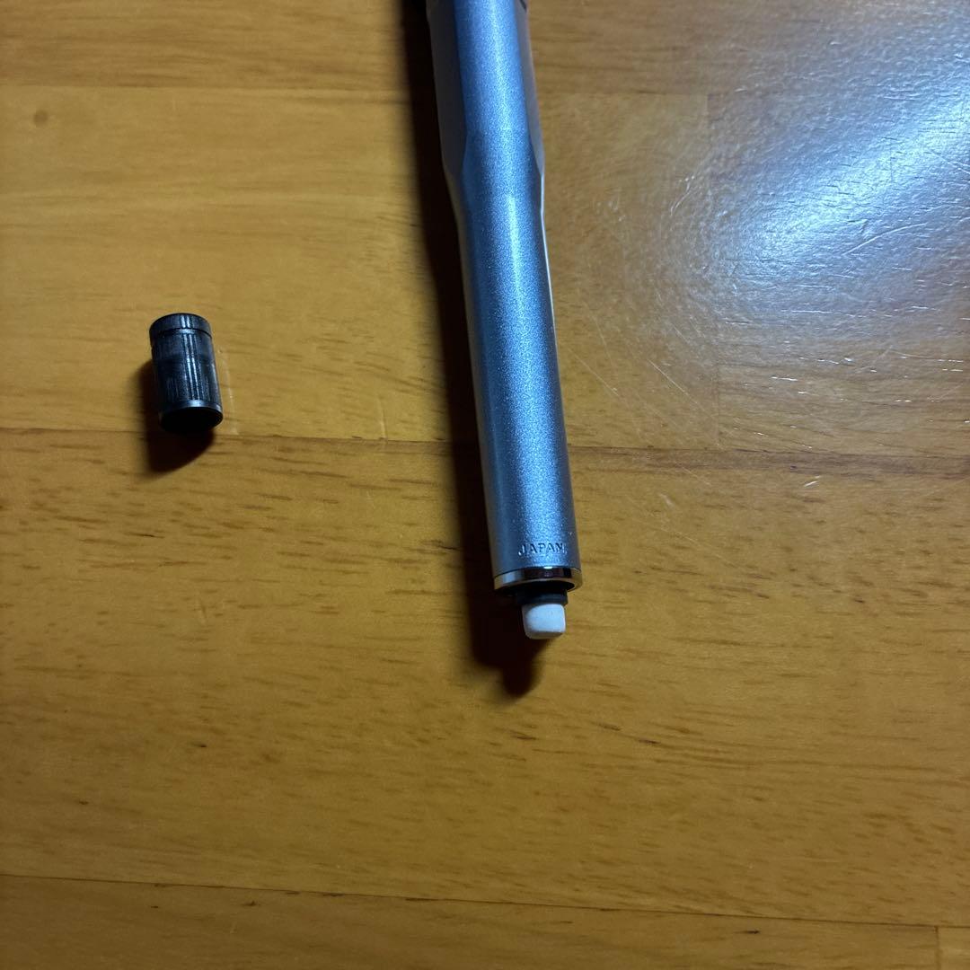 クルトガダイブ　カスケートブルー