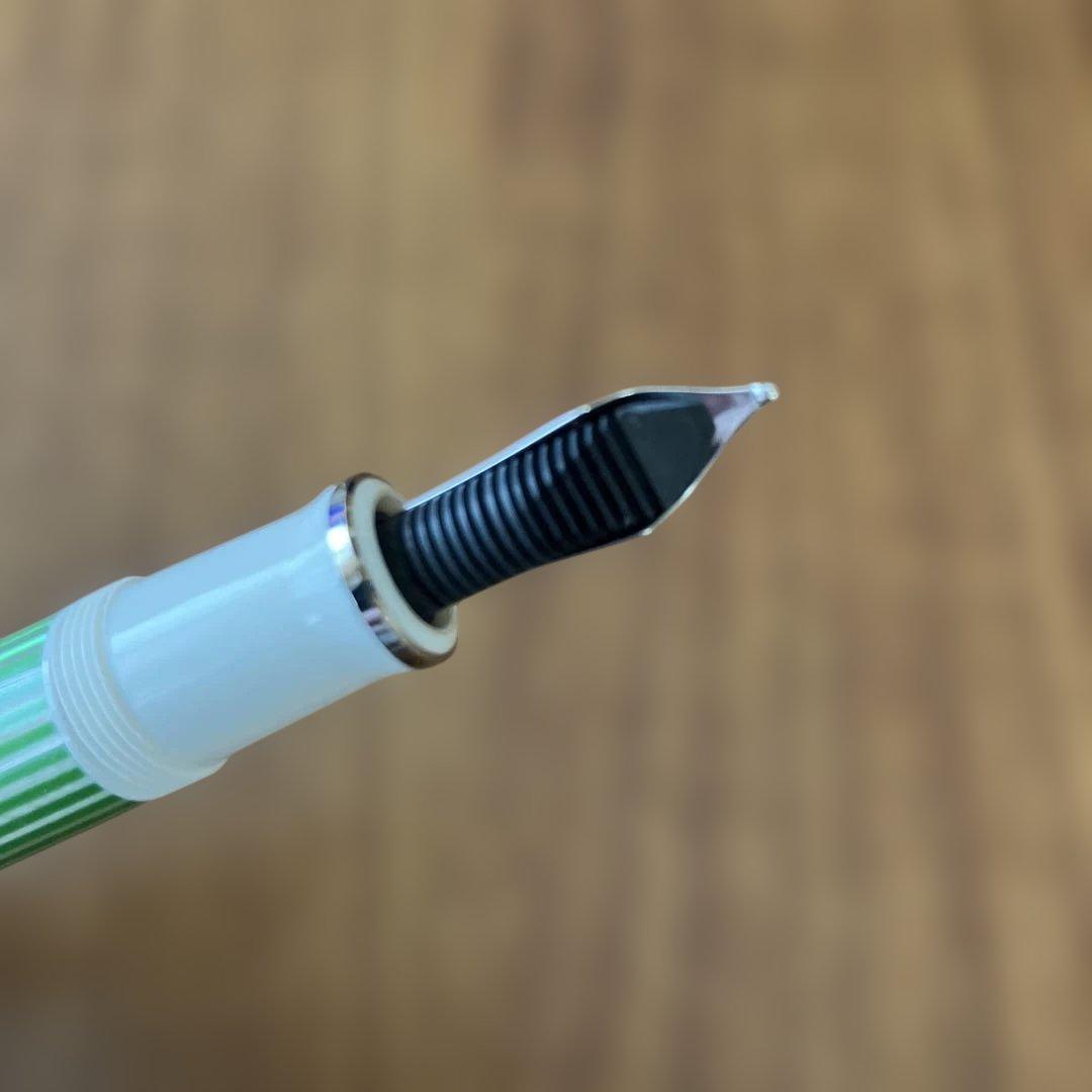 【未使用品】ペリカン 万年筆 M605 グリーンホワイト M（中字）