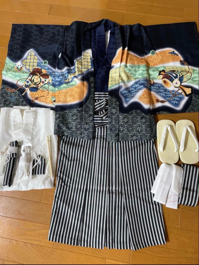 753★5歳男の子お祝い着★10点★羽織り★袴★草履★着物セット