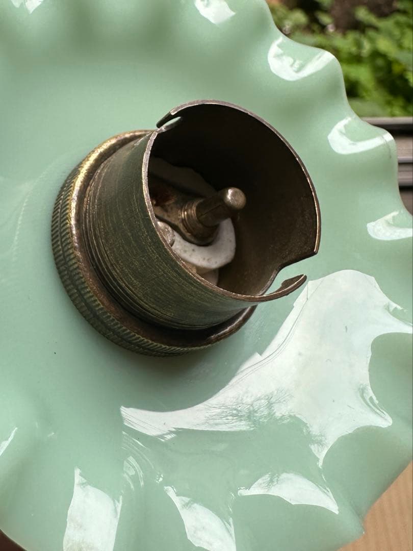 20年代 フランス アンティーク 希少なオパリン・グリーンの可愛いアトリエランプ