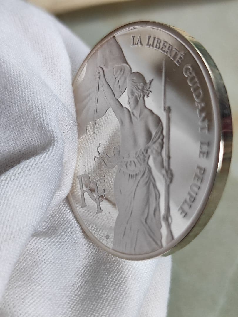 1993年モネドパリ プルーフ銀貨３点セットルーヴル美術館 100フラン