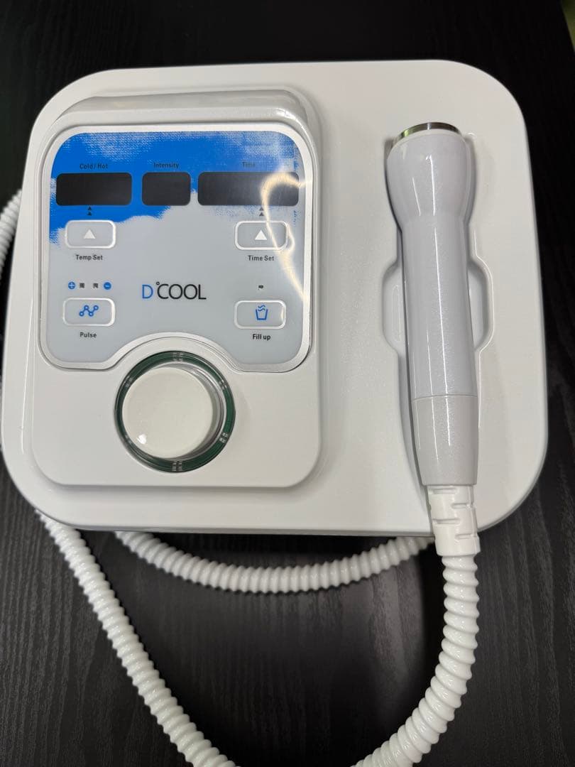 エレクトロポレーション　美容機器　美容液導入　リフトアップ　DCOOL