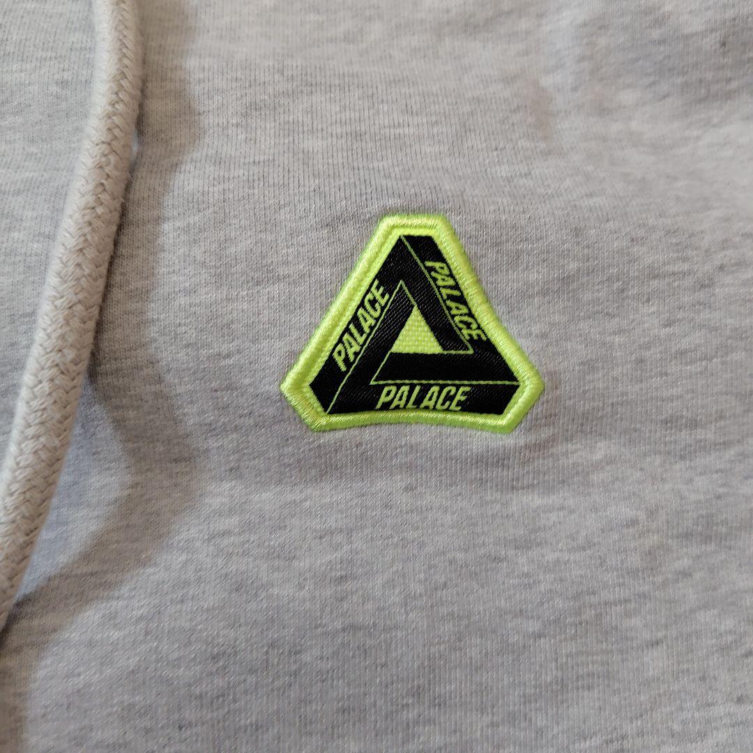 PALACE グレー フード付きパーカー