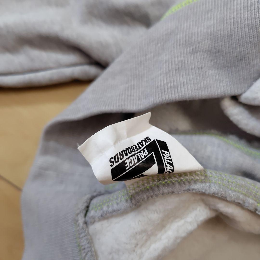 PALACE グレー フード付きパーカー