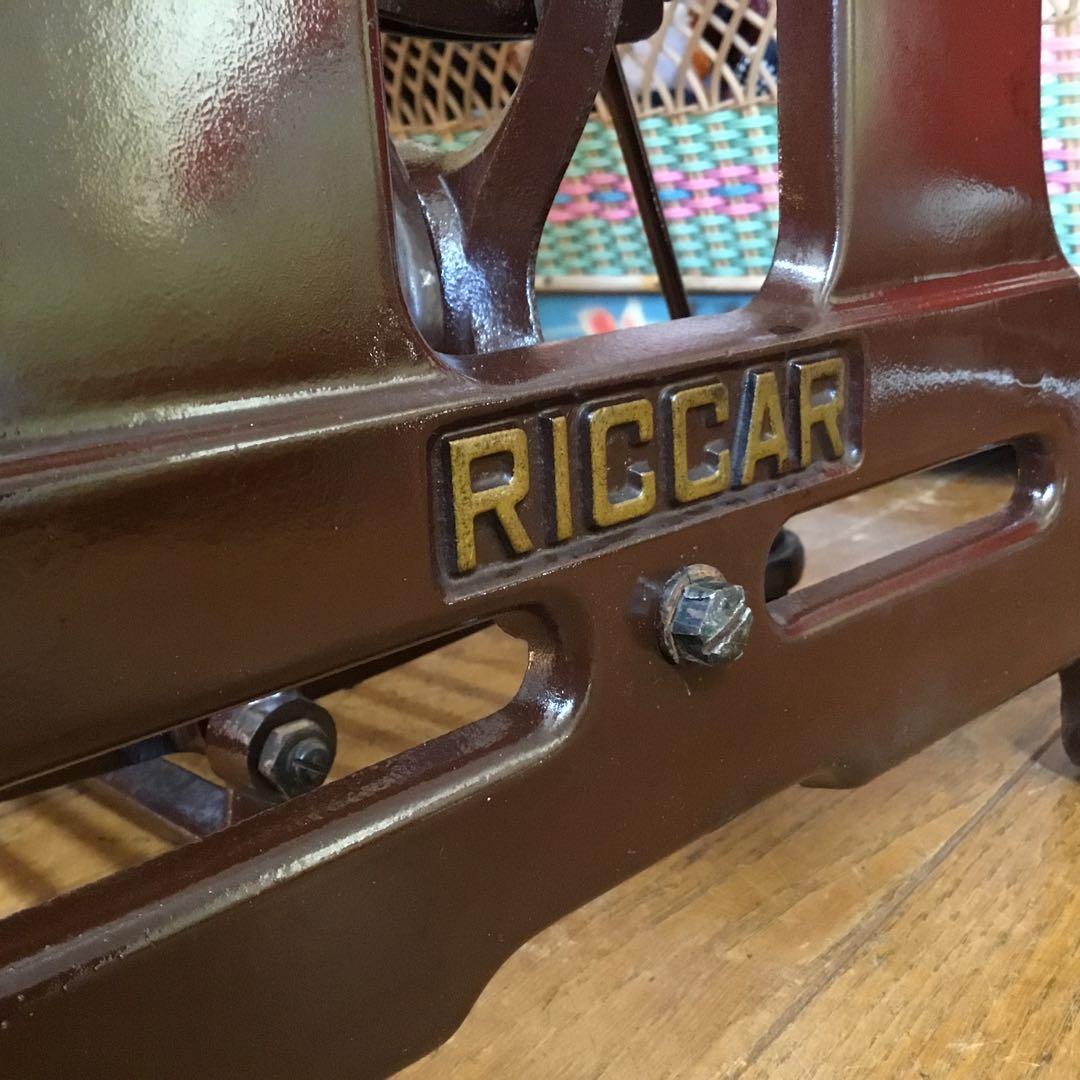 ※アンティーク※ RICCAR足踏みミシン脚のテーブル　アイアン