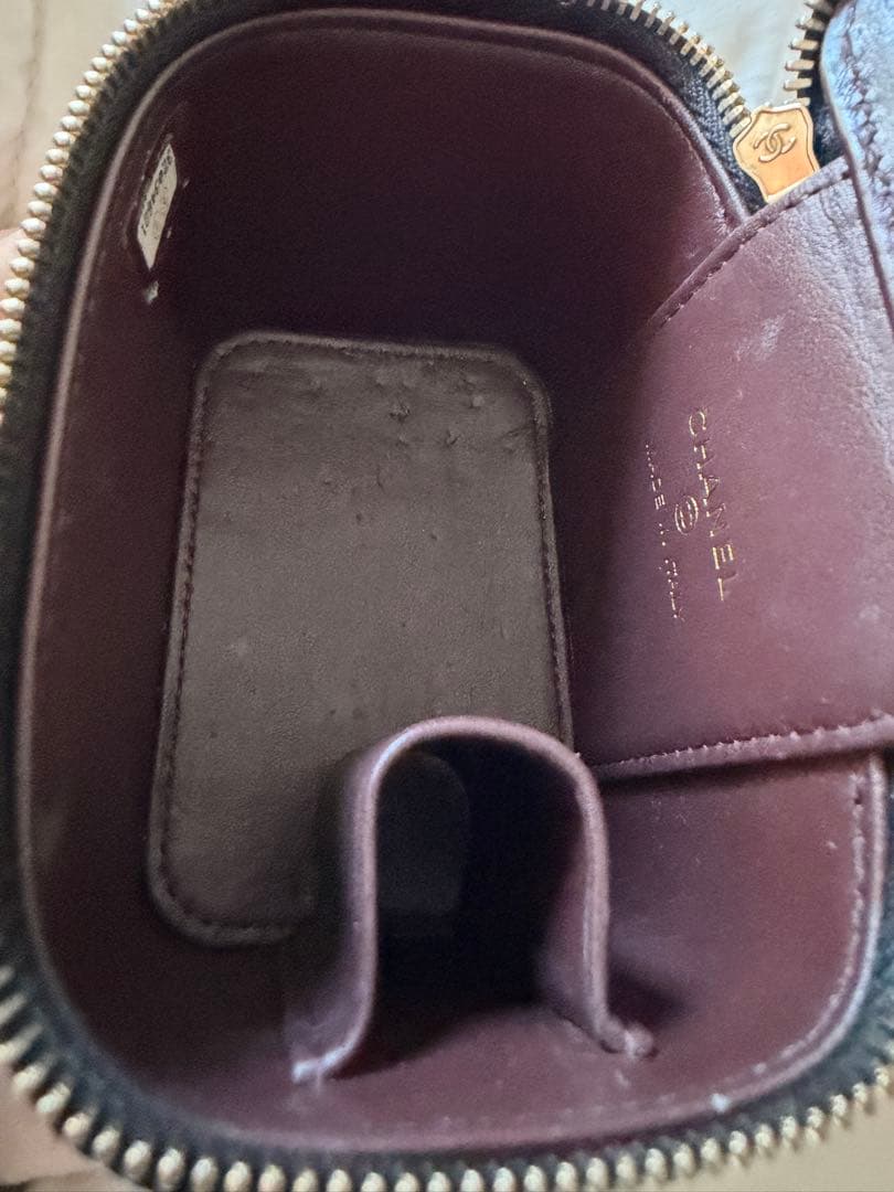 シャネル マトラッセ キャビアスキン チェーンショルダーバッグ バニティ