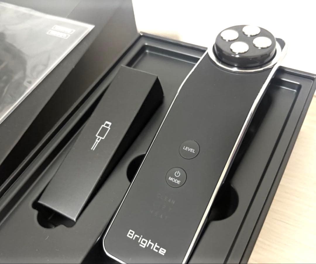 Brighte エレキリフト　美顔器