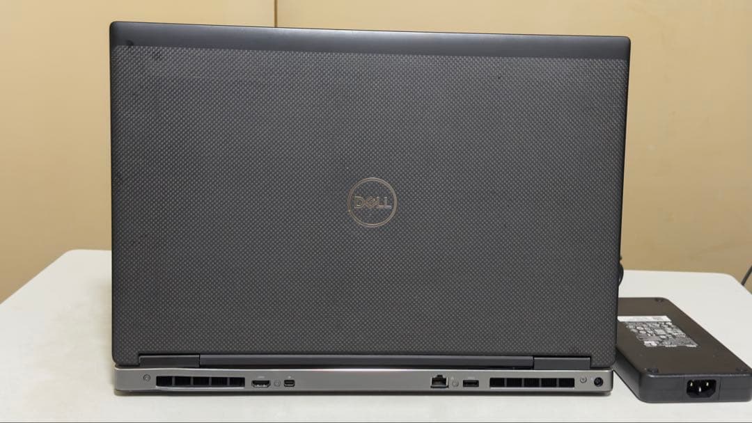 Windowsノート本体 dell precision 7730 i7 8750h 16/256/500