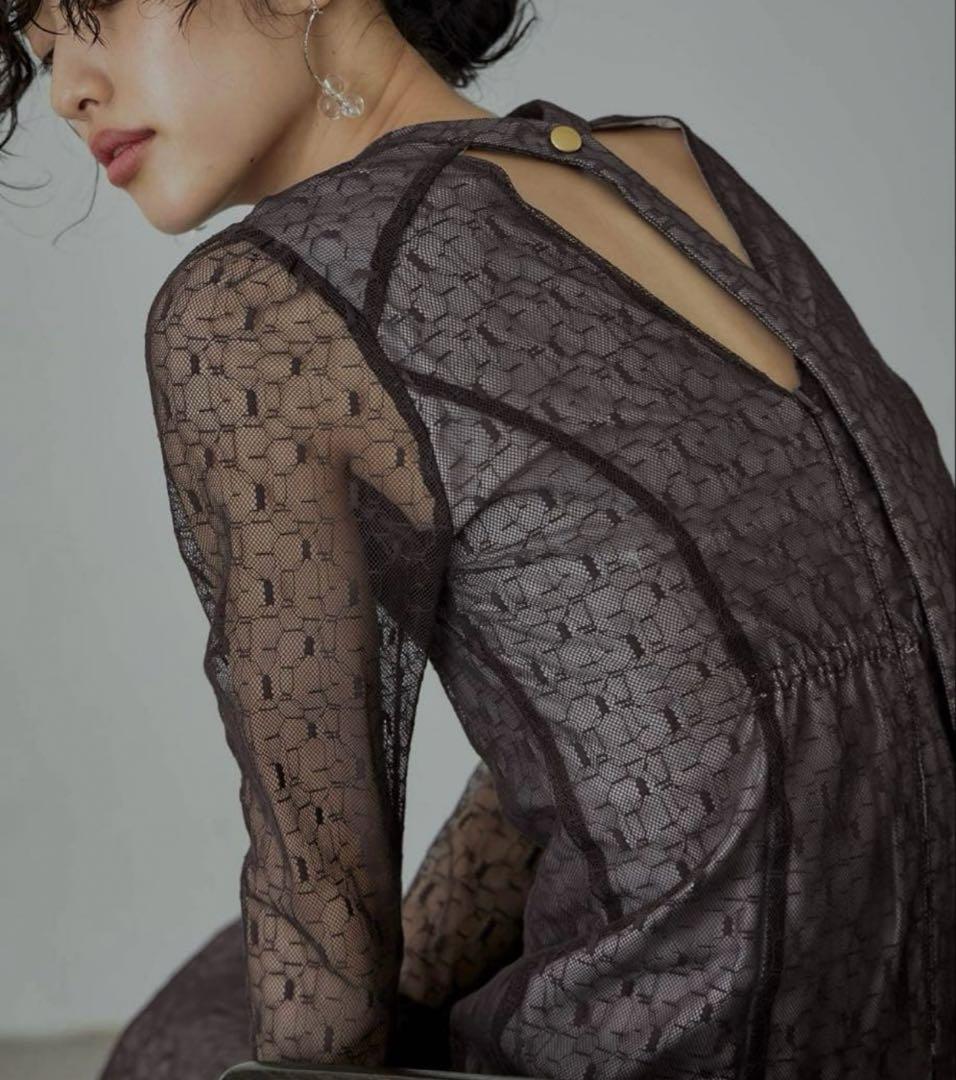 ANDRESD バックオープンジオメトリックドレス ブラウン