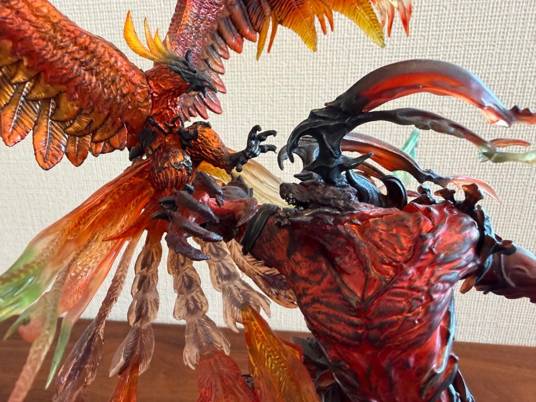 FFXVI コレクターズエディション　フェニックスvsイフリート フィギュア