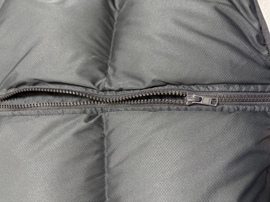 NIKE ベストダウン