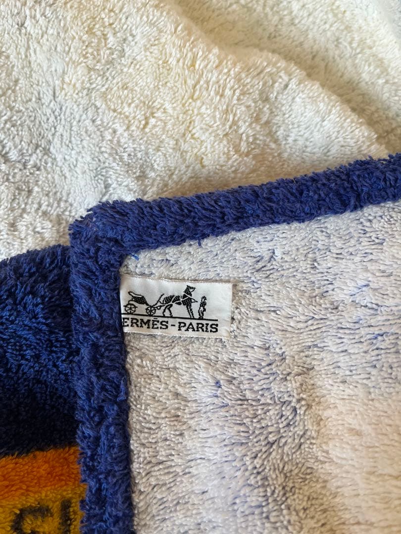 HERMES-PARIS トゥカンデザイン バスタオル