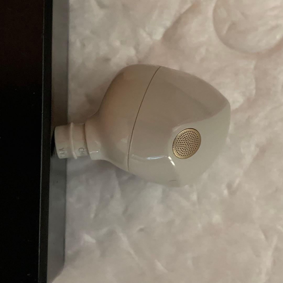 ソニー SONY WF-1000XM5 イヤホン右側（R側）のみ