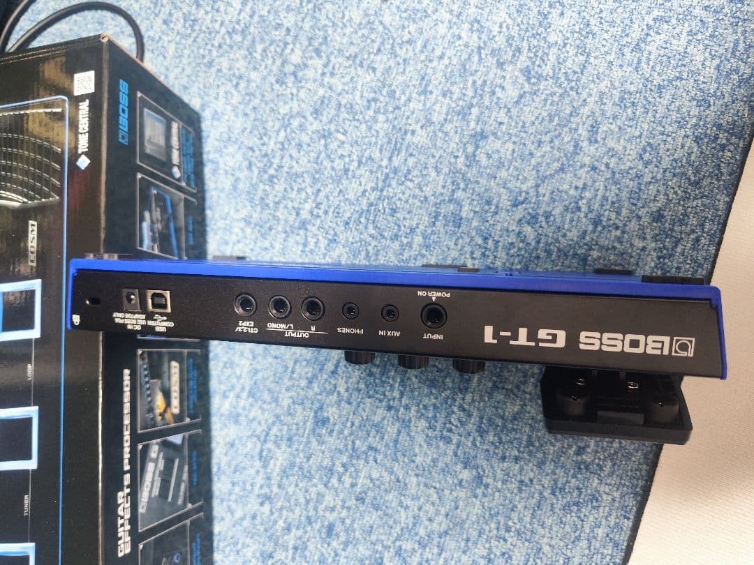BOSS GT1 マルチエフェクター