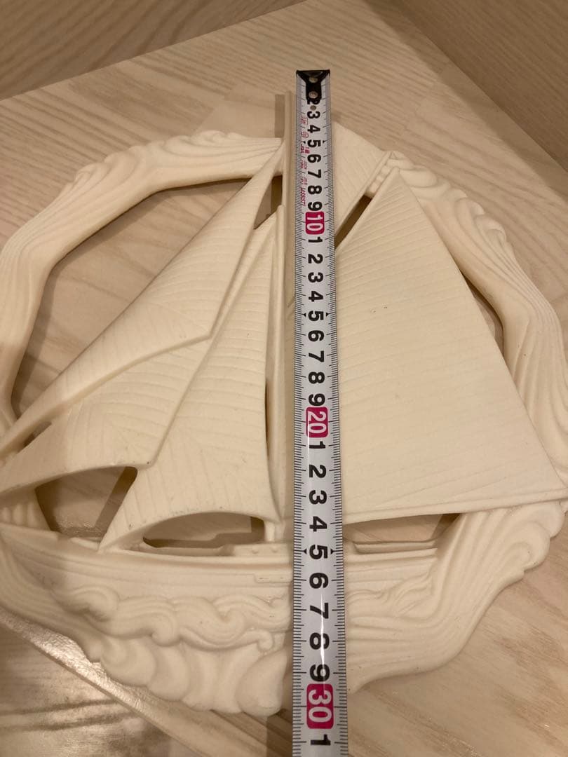 ホワイトクリームカラー　帆船デザイン装飾品