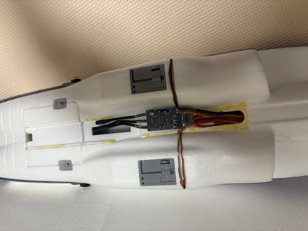 FMS 電動リモートコントロール飛行機　F-18 FIGHTER ARF