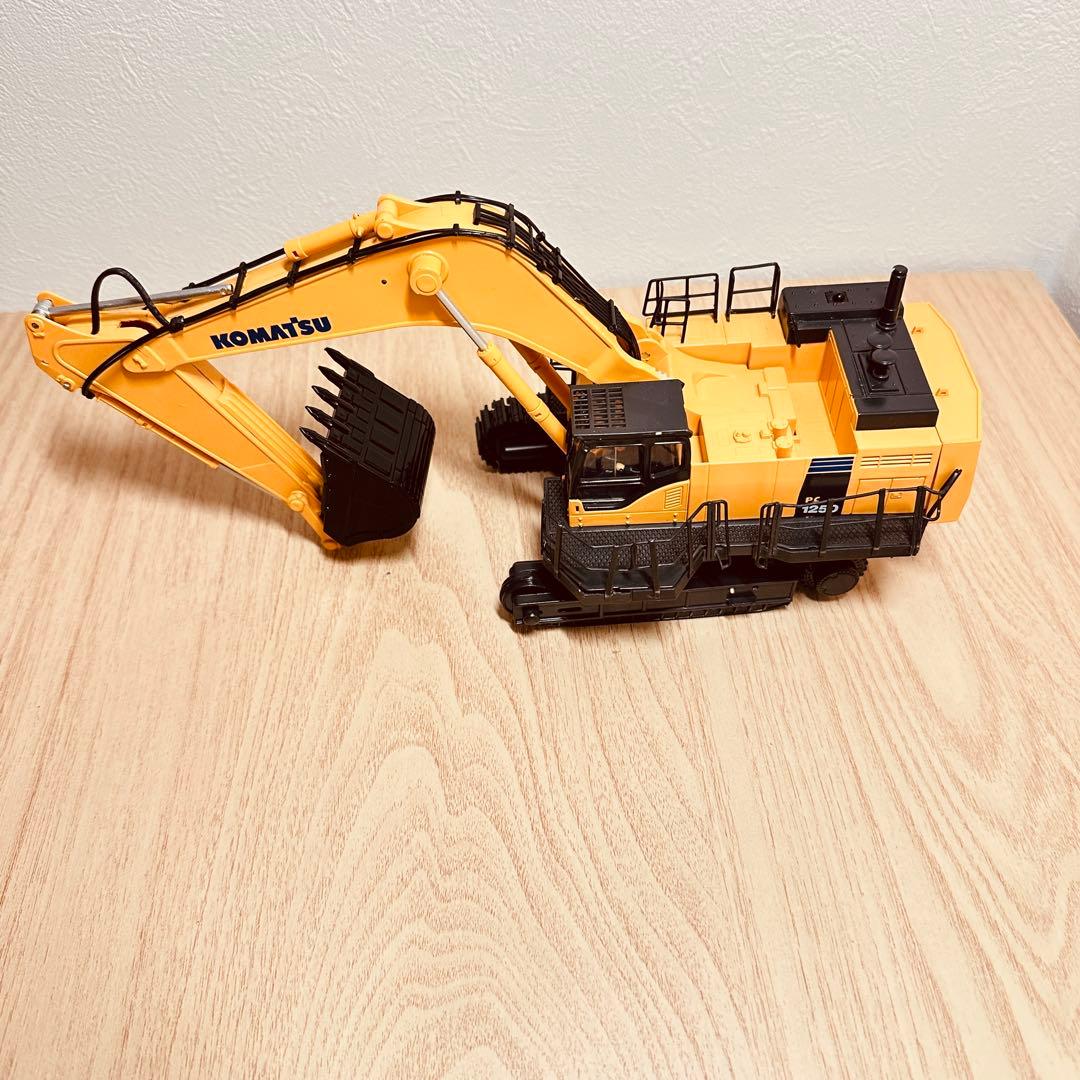 KOMATSU PC1250-8 油圧ショベル 1/50 京商 ジャンク 重機