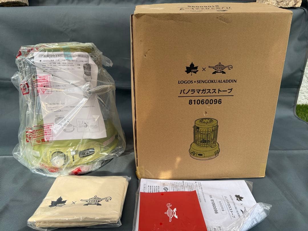 【新品未使用】ロゴス×アラジン 限定パノラマガスストーブ&専用CB缶3本パック