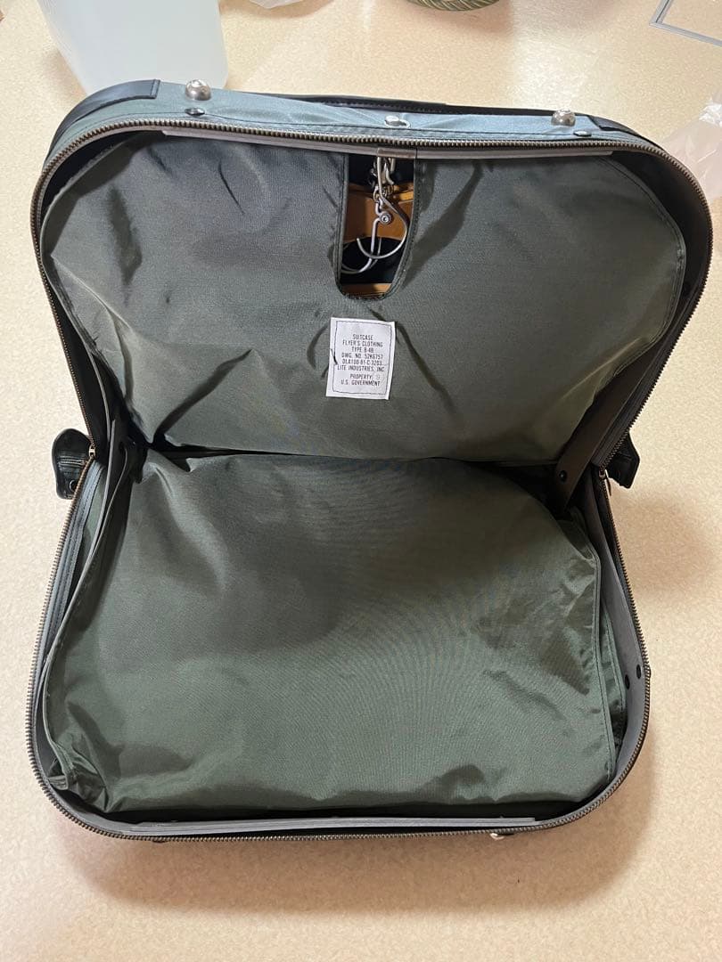 B-4B 米軍　80's スーツケース　デッドストック