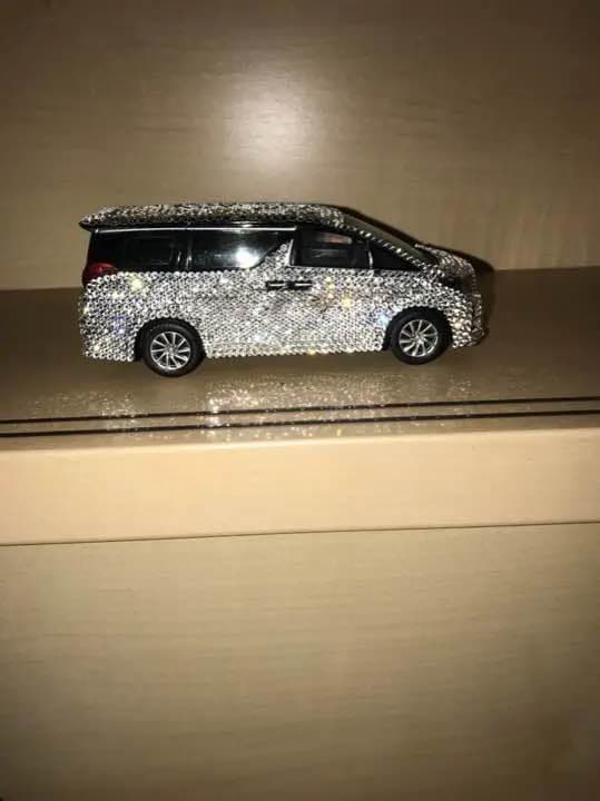 アルファード 30系 色見本