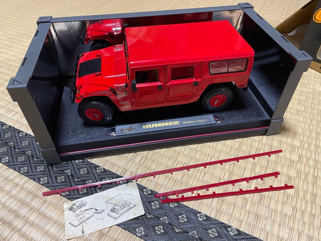 Maisto HUMMER 1:18 PREMIERE EDITION レッド