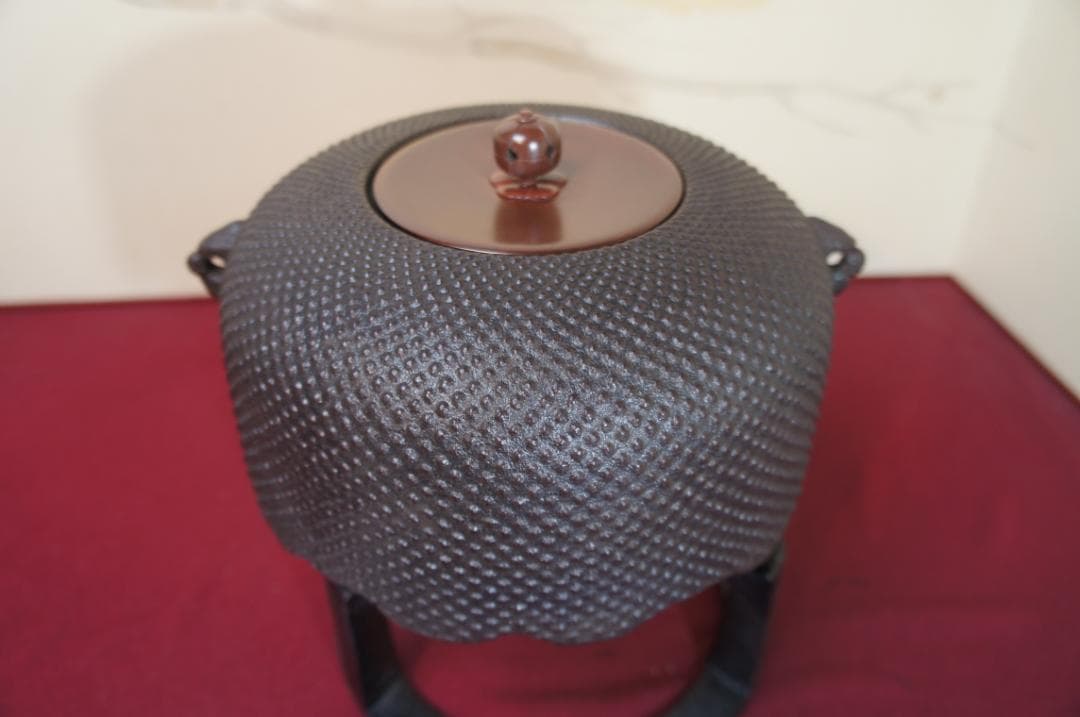 ☆美品 茶道具 未使用 尾垂釜 やつれ(窶れ)風炉 欠風炉 五徳 料込み