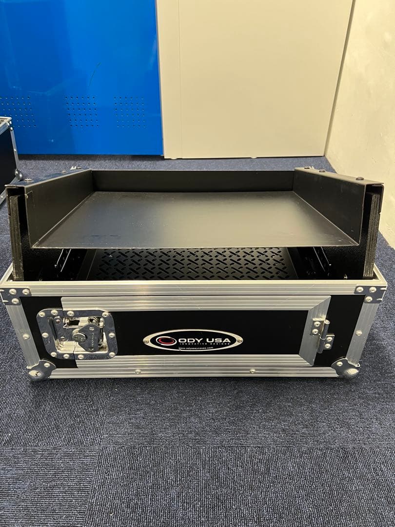 ODYS USA 中型アルミニウム収納ケース