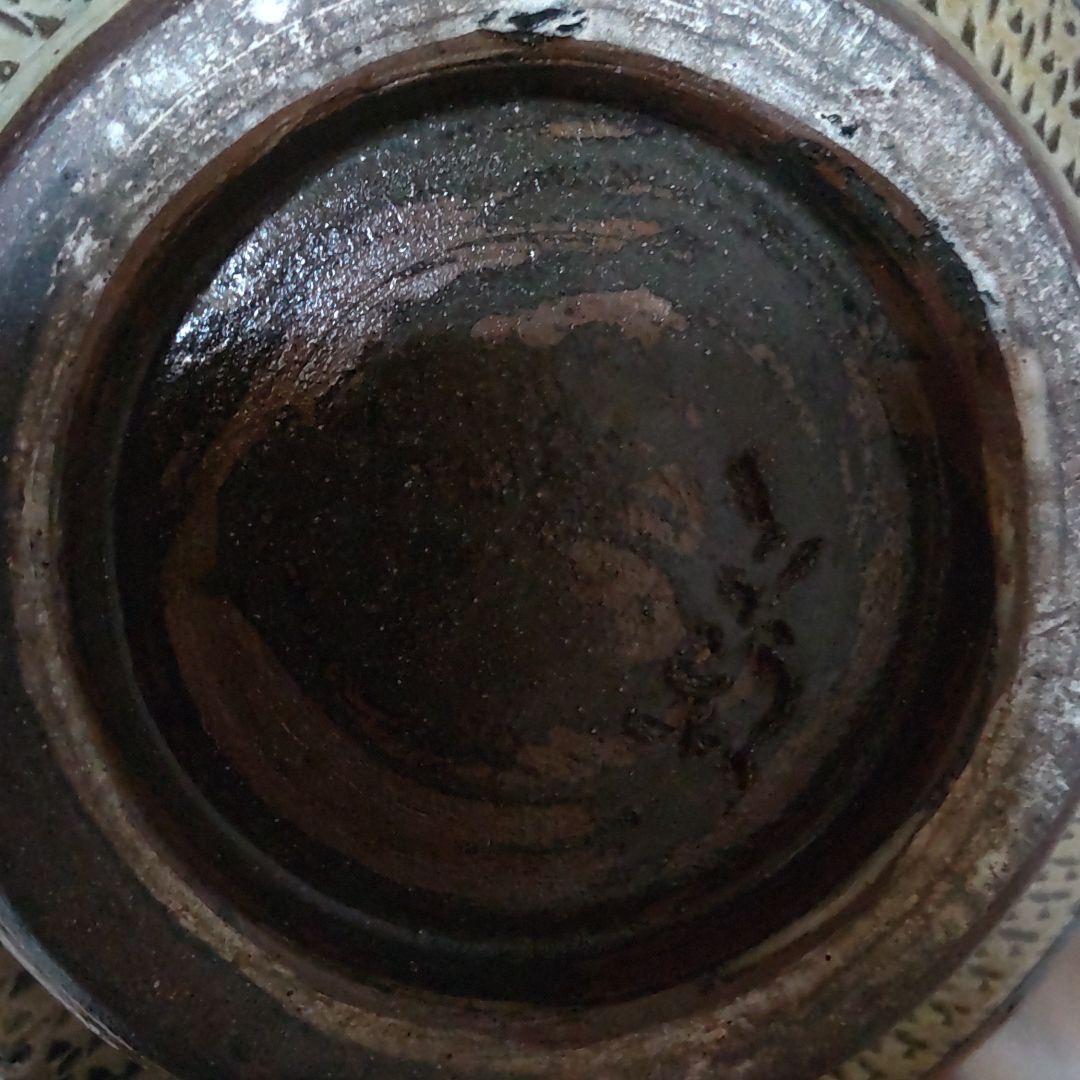 メルカリ、希少！小橋川清次さんやちむん壺・迫力あり