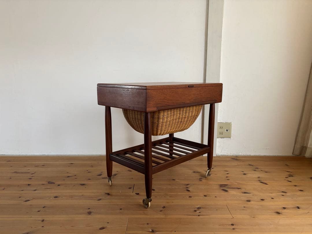 Ejvind A Johanneson/ アイヴァンAヨハンソンソーイングワゴン