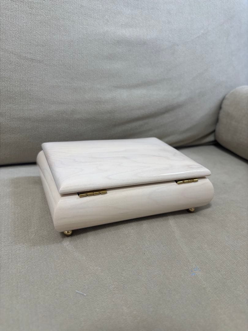 ホワイト木製オルゴール ニデック いのちの名前 収納付き