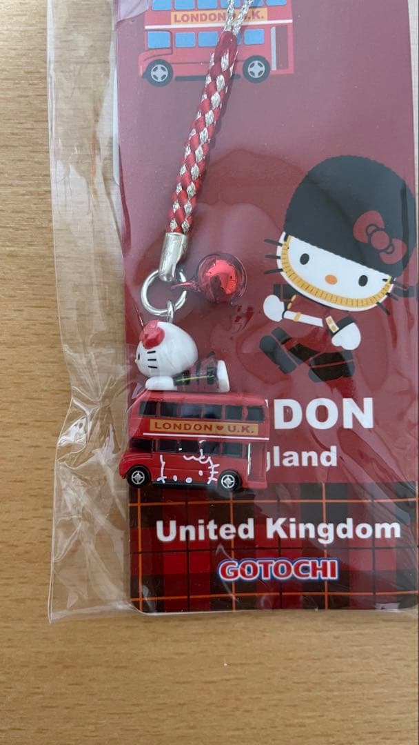 ハローキティ ご当地キティ 根付け レア イギリス　ロンドン