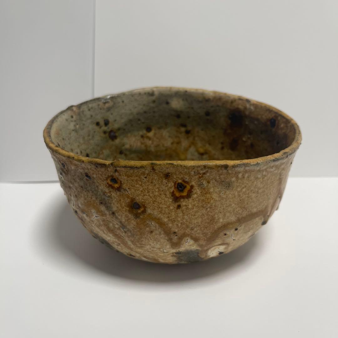 作家もの　伊羅保茶碗