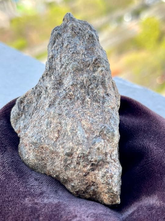 天然石　古代の青翡翠　原石　A111