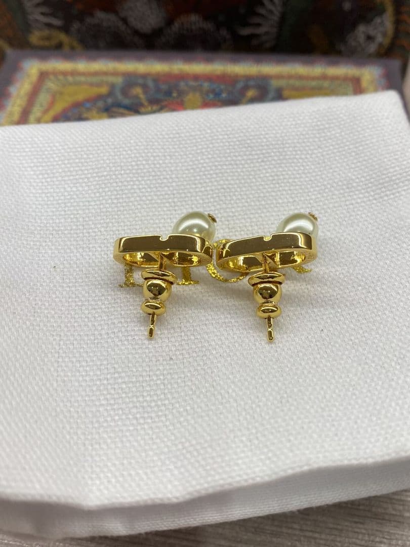 【Dior】ディオール Petit CD ピアス