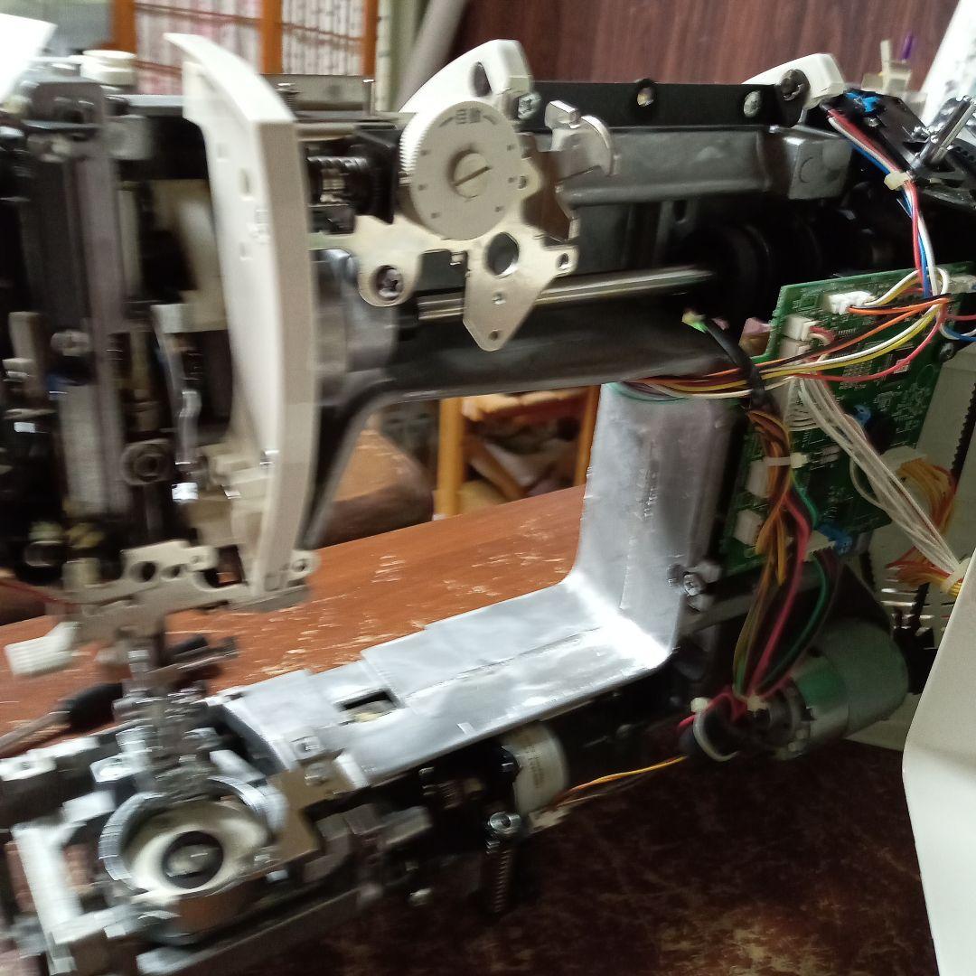 yuunaシンガーミシン本体　分解メンテナンス済み　美品　フット付き