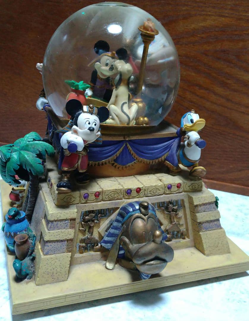 Disney☆ミッキーと仲間たち☆スノーグローブ