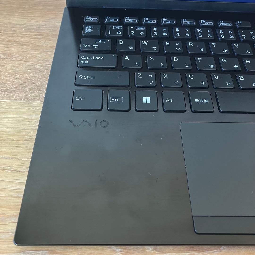 バッテリー良好/軽量/VAIO/SSD/Windows11/黒/ノートパソコン