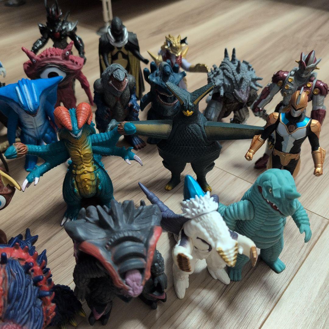 ウルトラマンシリーズ 怪獣フィギュア 35体　セット