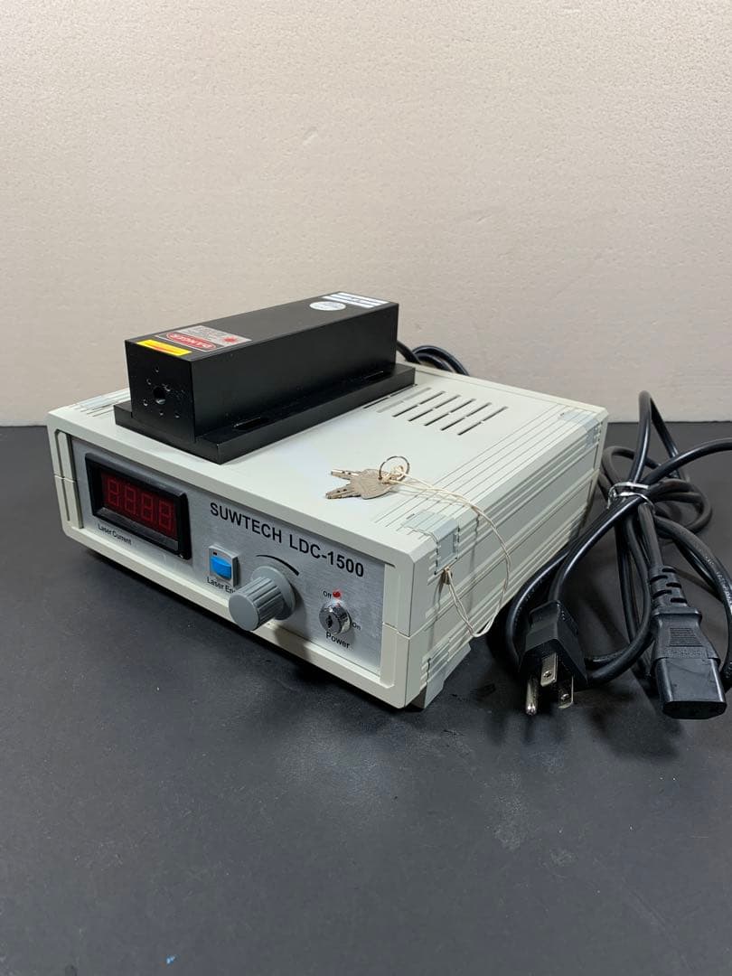 DPSSレーザーシステム　（473 nm)