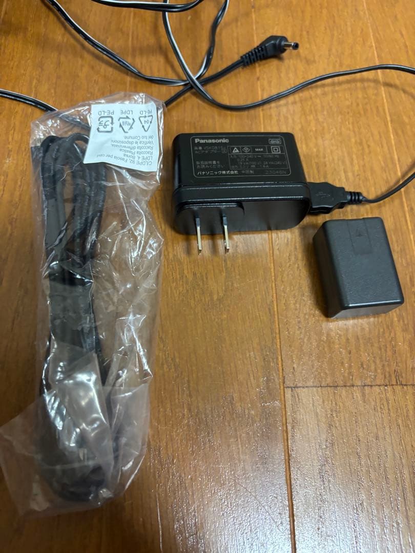 Panasonic デジタルハイビジョンビデオカメラ　HC-V495M