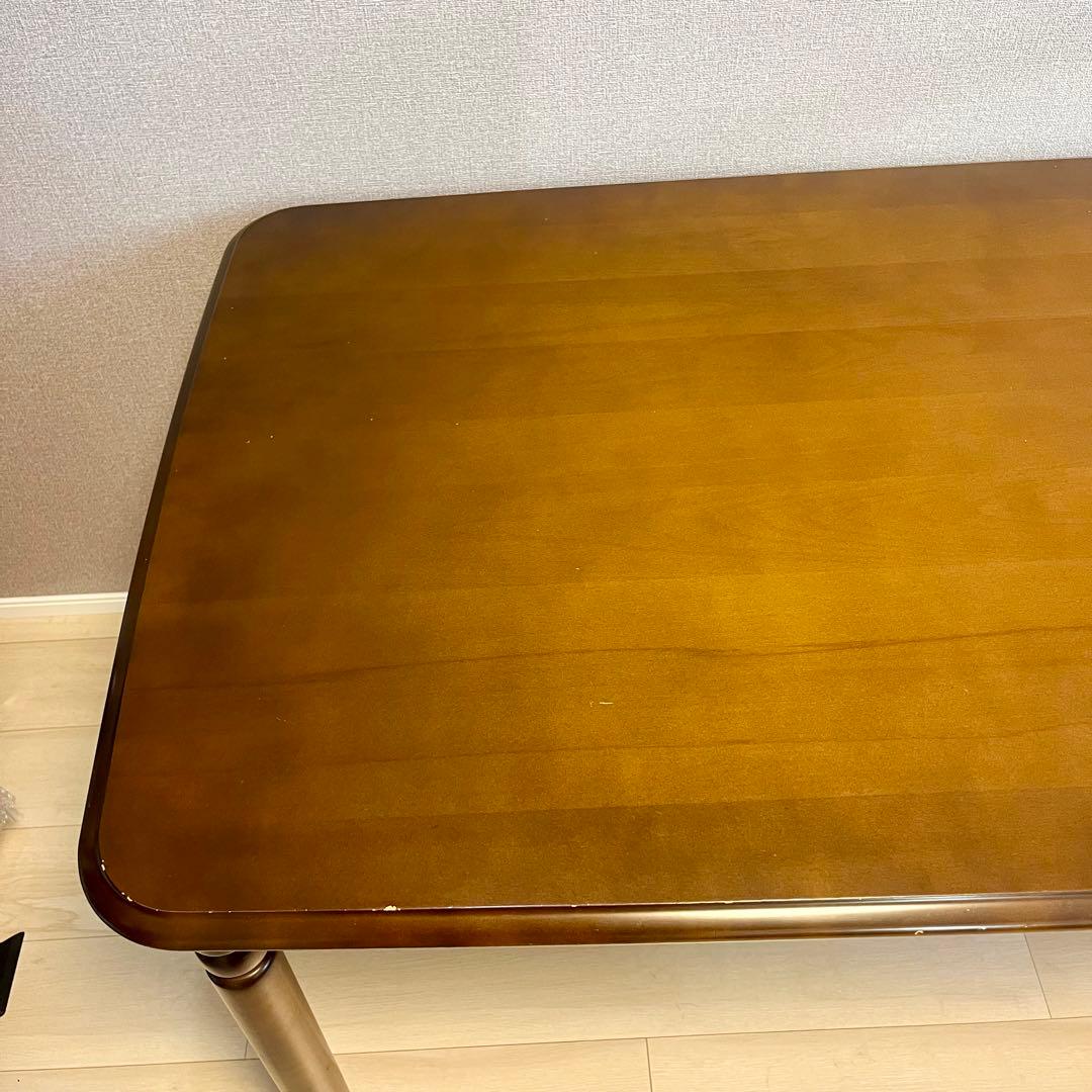 カリモク コロニアル ダイニングテーブル ウォールナット　テーブルのみ 4人向け