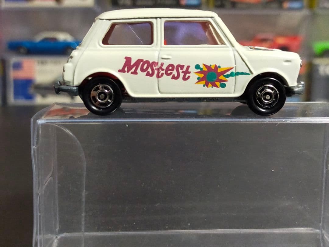 トミカ ミニクーパー トラフィック ポップアート BLMC 日本製 青箱 b