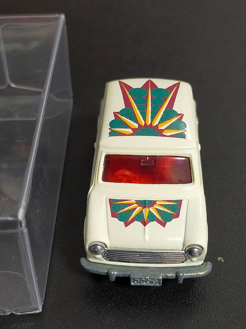 トミカ ミニクーパー トラフィック ポップアート BLMC 日本製 青箱 b