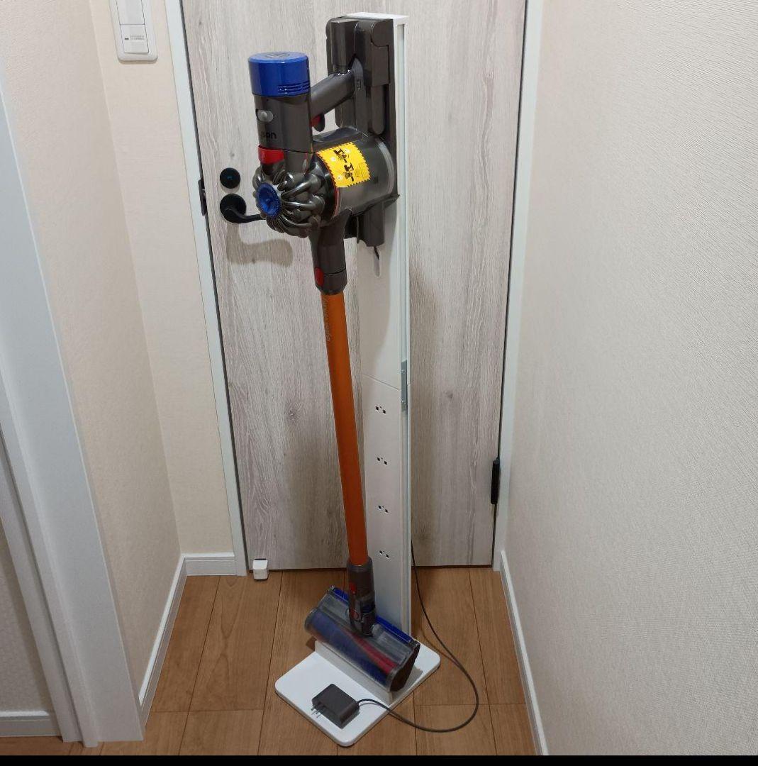 Dyson V10 コードレススティッククリーナー 本体・付属品・説明書付き